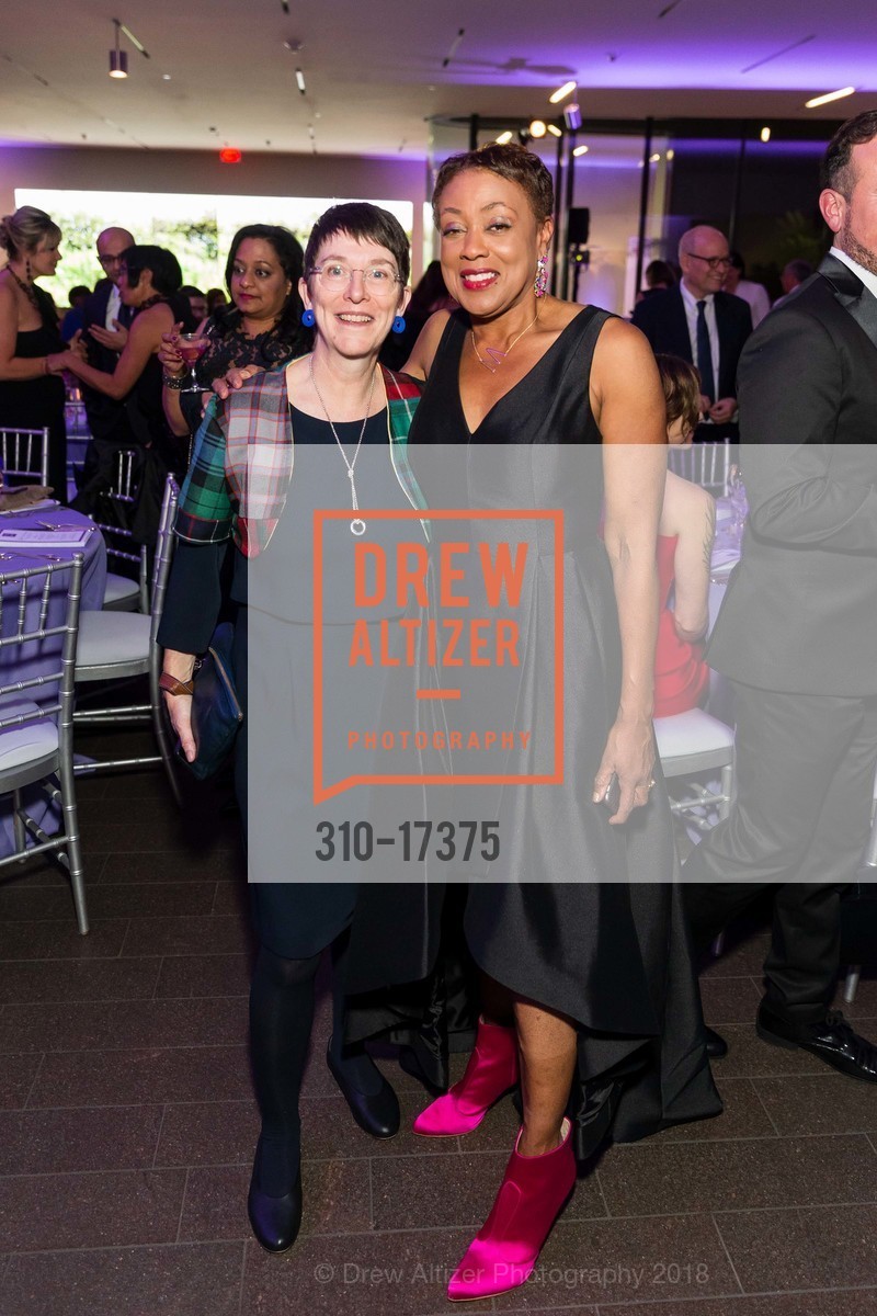Lynne Halfpenny, Marni Cook, World Cities Cultural Summit Gala Dinner, de Young Museum, November 15th, 2018, Photo #310-17375 Lynne Halfpenny, Marni Cook, Photo #310-17375