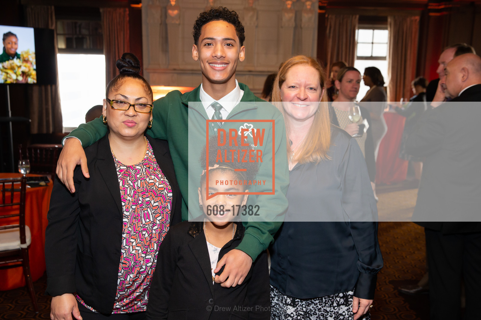 Claudia Castro, Samir Hooker, Jamila Bullock, Kim Froidenberg, Bay Scholars Thanksgiving Luncheon 2018, Julia Morgan Ballroom. 465 California Street, November 16th, 2018, Photo #608-17382 Claudia Castro, Samir Hooker, Jamila Bullock, Kim Froidenberg, Photo #608-17382