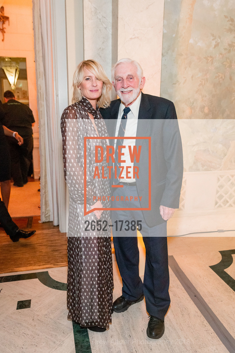 Robin Wright, Mervyn Silverman, amfAR Celebrity Poker Night, Private Residence, November 17th, 2018, Photo #2652-17385 Robin Wright, Mervyn Silverman, Photo #2652-17385