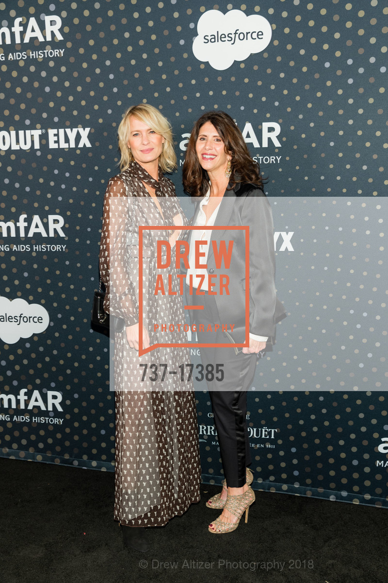 Robin Wright, Karen Fowler, amfAR Celebrity Poker Night, Private Residence, November 17th, 2018, Photo #737-17385 Robin Wright, Karen Fowler, Photo #737-17385