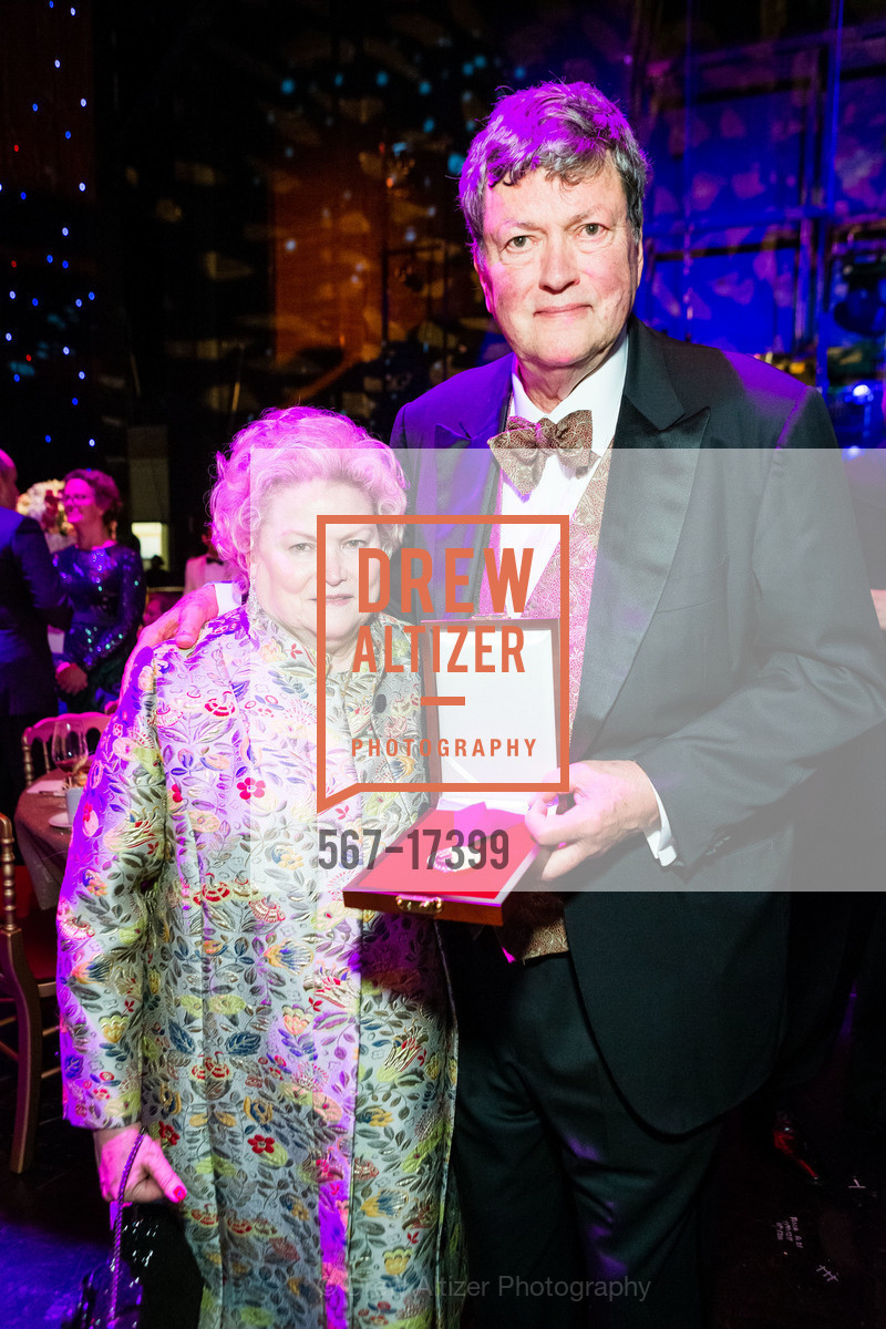 Cynthia Fry Gunn, John Gunn, SF Opera's An Evening on the Stage 2018 honoring John A. and Cynthia Fry Gunn, War Memorial Opera House. 301 Van Ness Ave, Photo #567-17399 Cynthia Fry Gunn, John Gunn, Photo #567-17399
