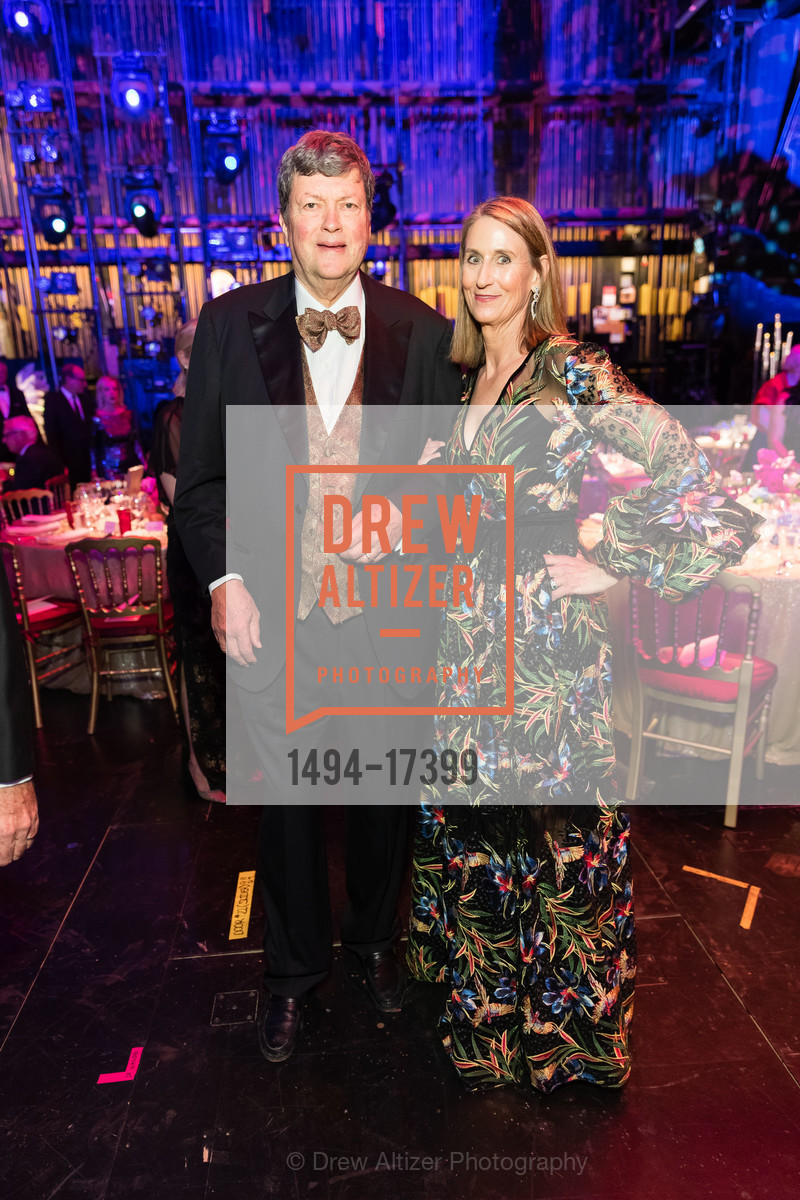 John Gunn, Cynthia Livermore, SF Opera's An Evening on the Stage 2018 honoring John A. and Cynthia Fry Gunn, War Memorial Opera House. 301 Van Ness Ave, Photo #1494-17399 John Gunn, Cynthia Livermore, Photo #1494-17399