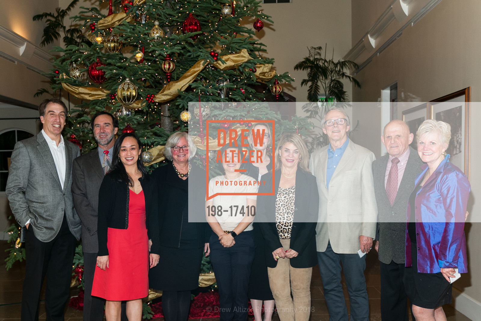 Andy Rachleff, Gordon Ringold, Yung Lie, Lorraine Egan, Polly Tam, Gab Layton, Carole Middleton, Jim Wells, Bob Lurie, Connie Lurie, Lurie Challenge Fund Kick-Off with Connie & Bob Lurie 2018, Menlo Circus Club. 190 Park Lane, November 28th, 2018, Photo #198-17410 Andy Rachleff, Gordon Ringold, Yung Lie, Lorraine Egan, Polly Tam, Gab Layton, Carole Middleton, Jim Wells, Bob Lurie, Connie Lurie, Photo #198-17410