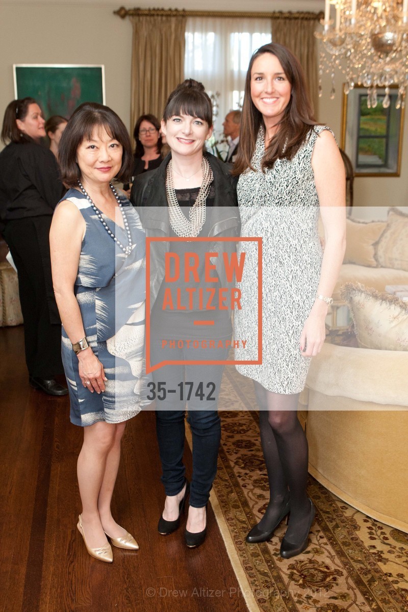 Rhonda Hirata, Alisa Carroll, Photo #35-1742