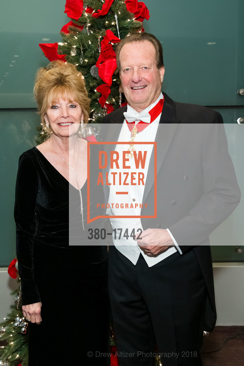 Vicky Murray, Doug Lockie, Sovereign Order White Cross Ball 2018, St. Regis. 155 3rd Street, December 1st, 2018, Photo #380-17442 Vicky Murray, Doug Lockie, Photo #380-17442
