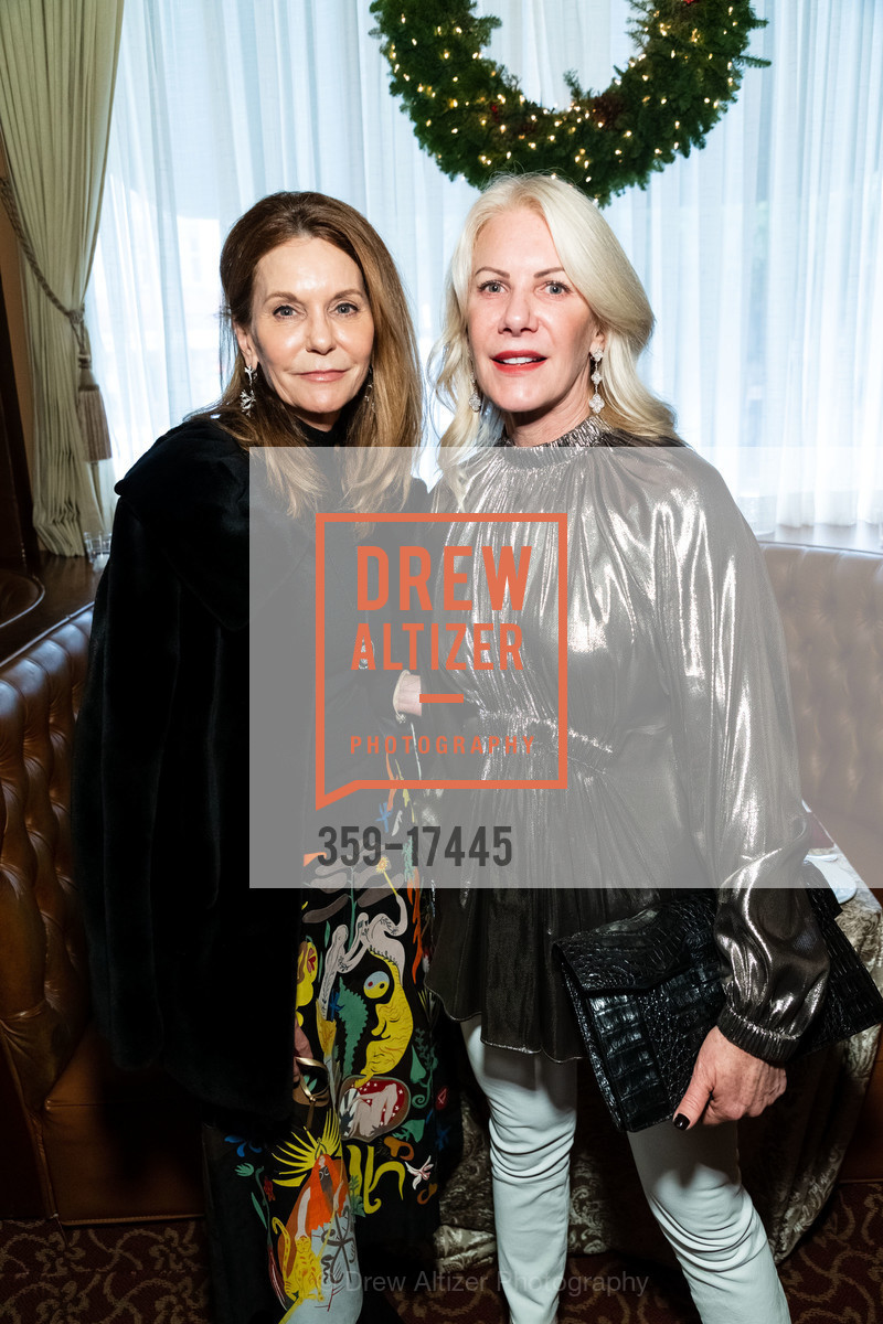 Bridget Benenate, Holly Peterson, Shansby/Matarasso Holiday Party 2018, Harris' Restaurant. 2100 Van Ness St, Photo #359-17445 Bridget Benenate, Holly Peterson, Photo #359-17445