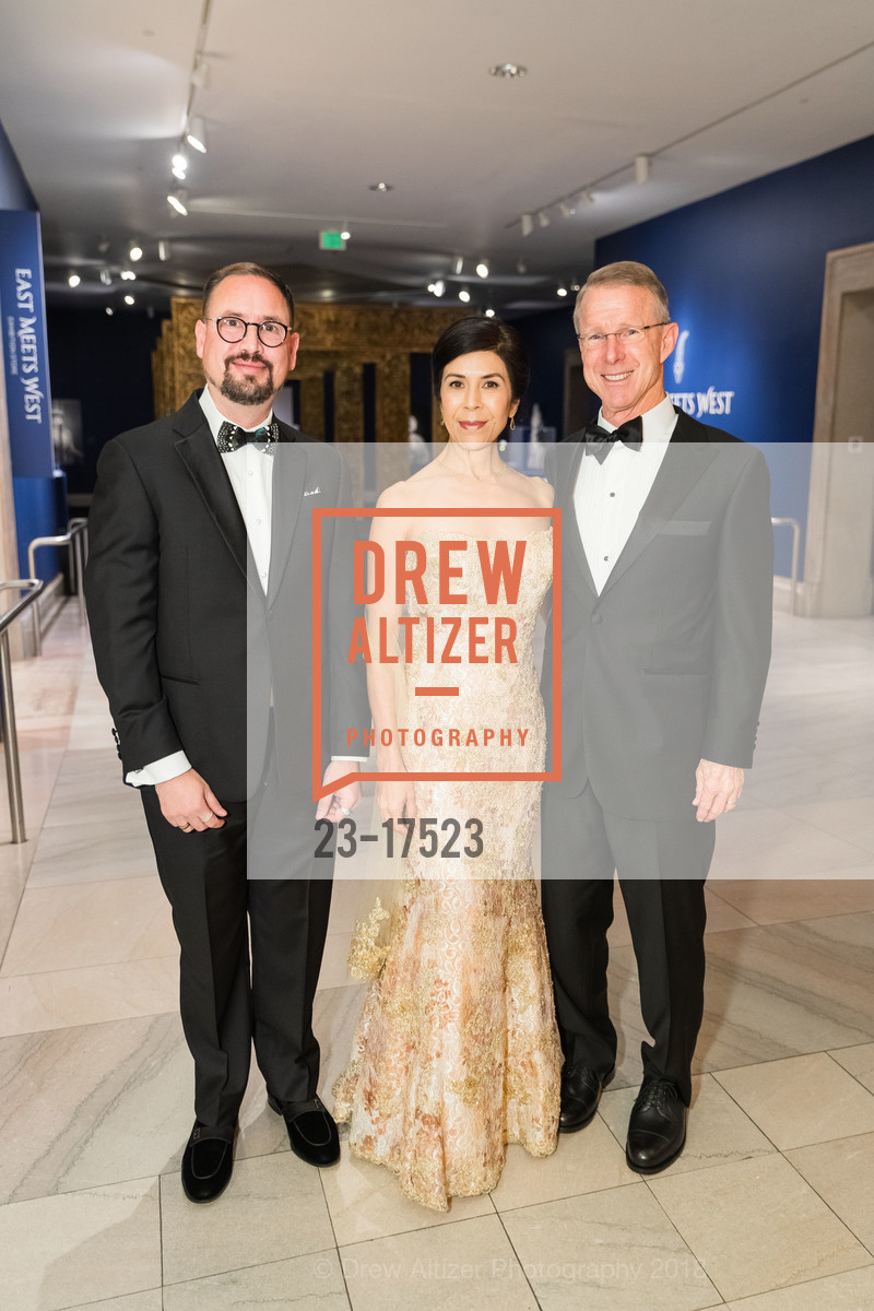 John Sahlin, Yvonne Powell, Dennis Powell, An Elegant Evening in the Court of Honor, Legion of Honor. 100 34th Ave, December 11th, 2018, Photo #23-17523 John Sahlin, Yvonne Powell, Dennis Powell, Photo #23-17523