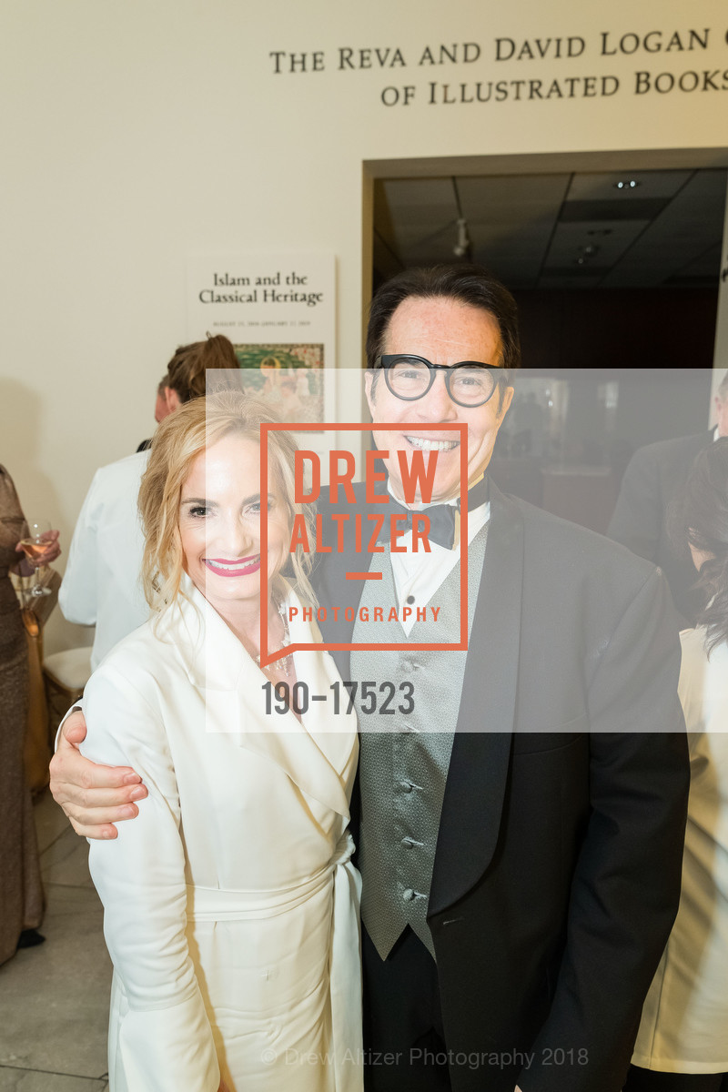 Robin Laub, Greg Hammer, An Elegant Evening in the Court of Honor, Legion of Honor. 100 34th Ave, December 11th, 2018, Photo #190-17523 Robin Laub, Greg Hammer, Photo #190-17523
