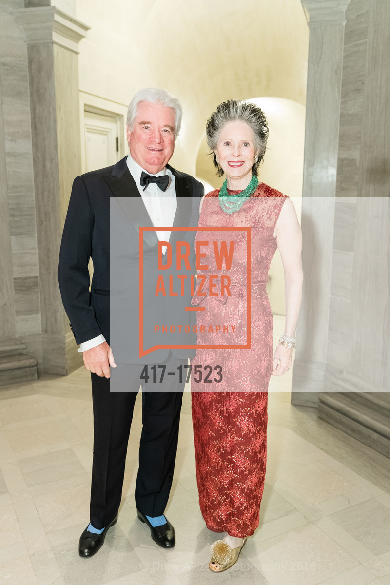 Charlie McGettigan, Meriwether McGettigan, An Elegant Evening in the Court of Honor, Legion of Honor. 100 34th Ave, December 11th, 2018, Photo #417-17523 Charlie McGettigan, Meriwether McGettigan, Photo #417-17523
