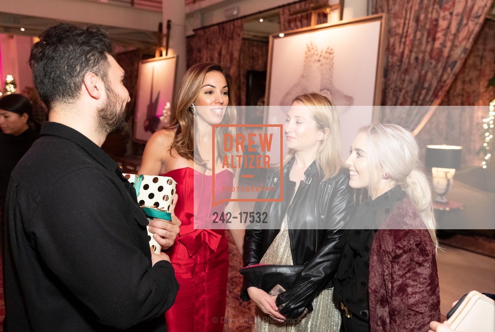 Daniel Castro, Bianca Gates, Jacqueline L Nasser, Haley Kusserow, Ken Fulk hosts Darwin, Sinke & van Tongeren, St. Joseph's Arts Society, Photo #242-17532 Daniel Castro, Bianca Gates, Jacqueline L Nasser, Haley Kusserow, Photo #242-17532