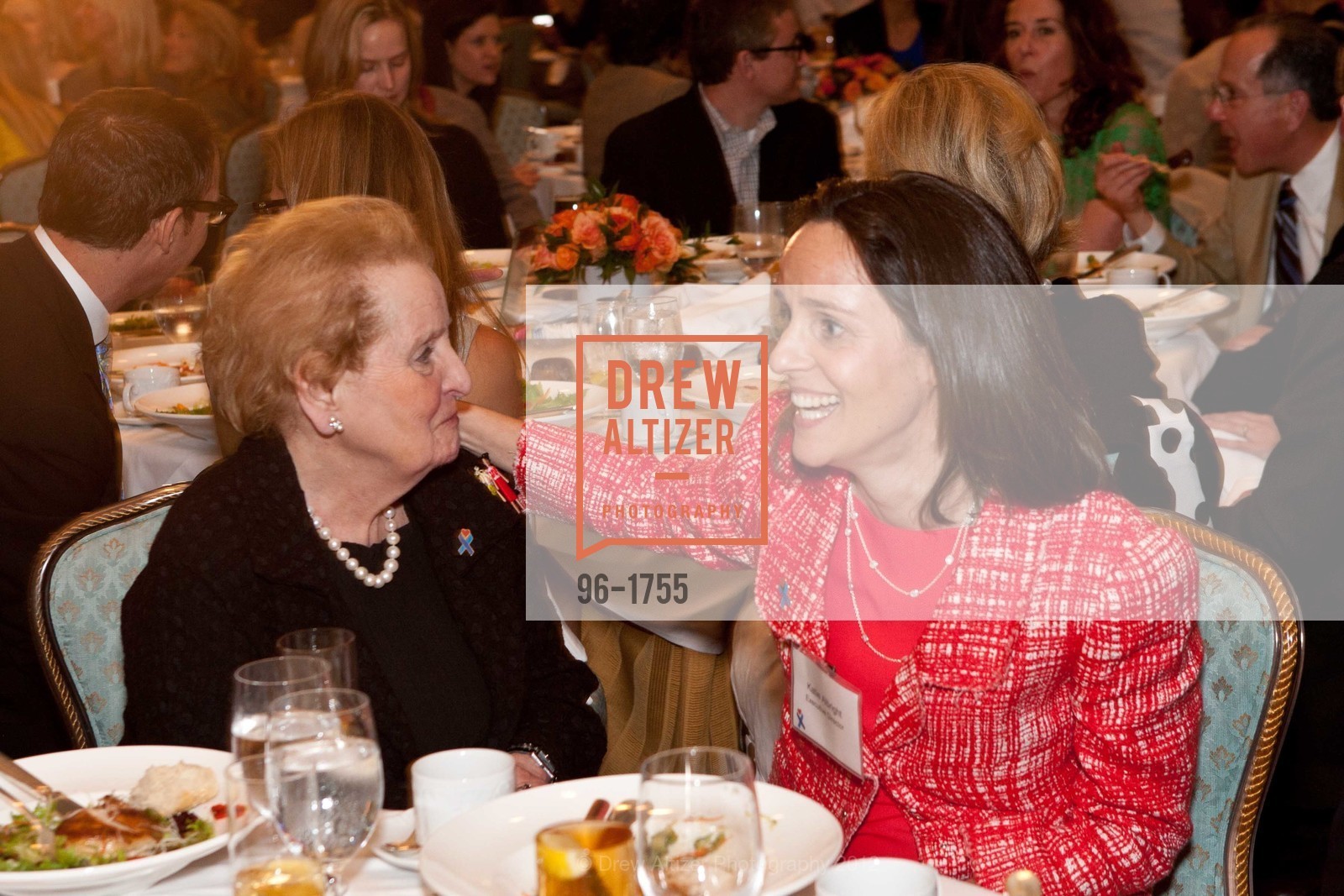 Madeleine Albright, Katie Albright, Photo #96-1755