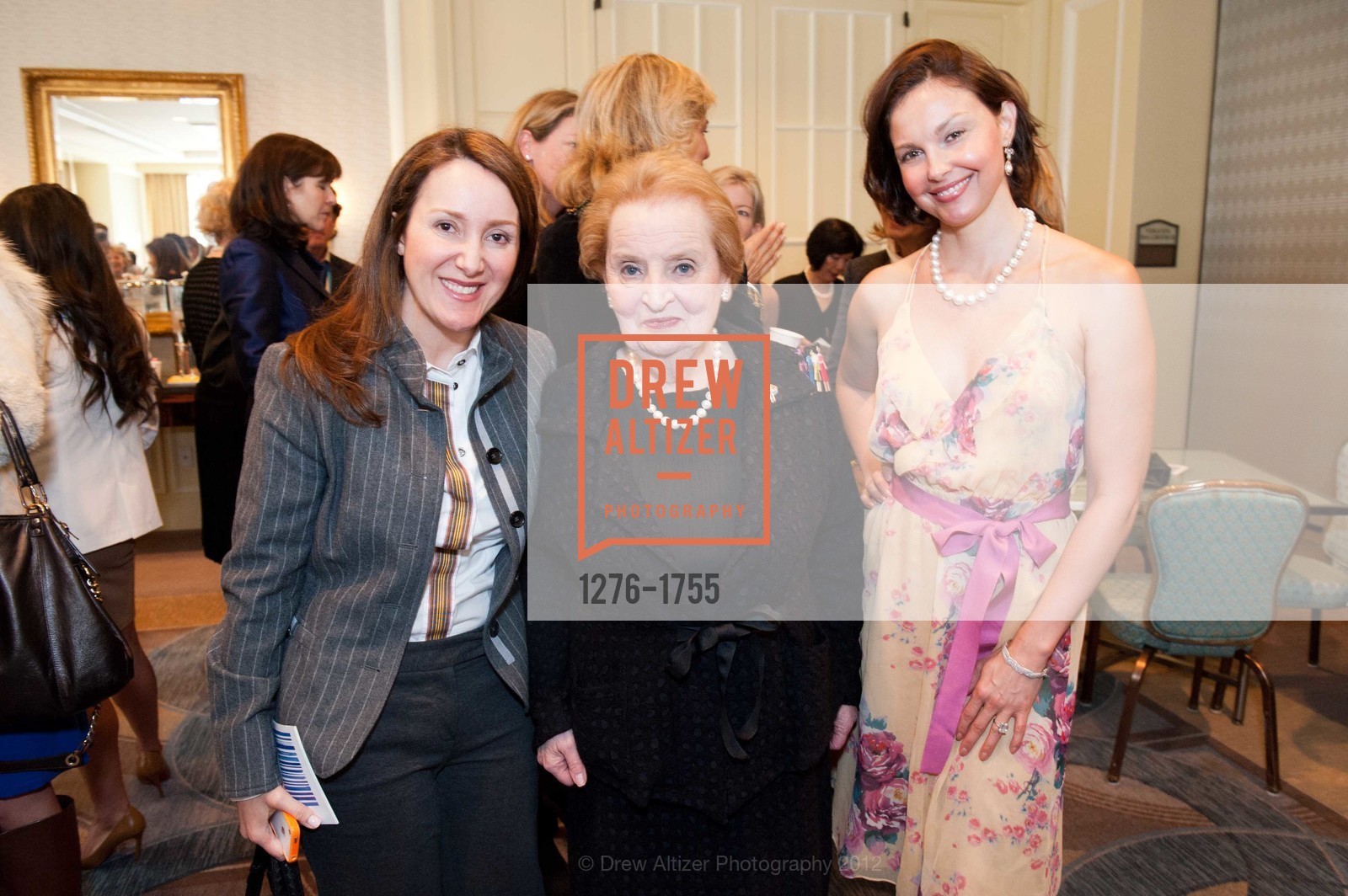 Noosheen Hashemi, Madeleine Albright, Ashley Judd, Photo #1276-1755