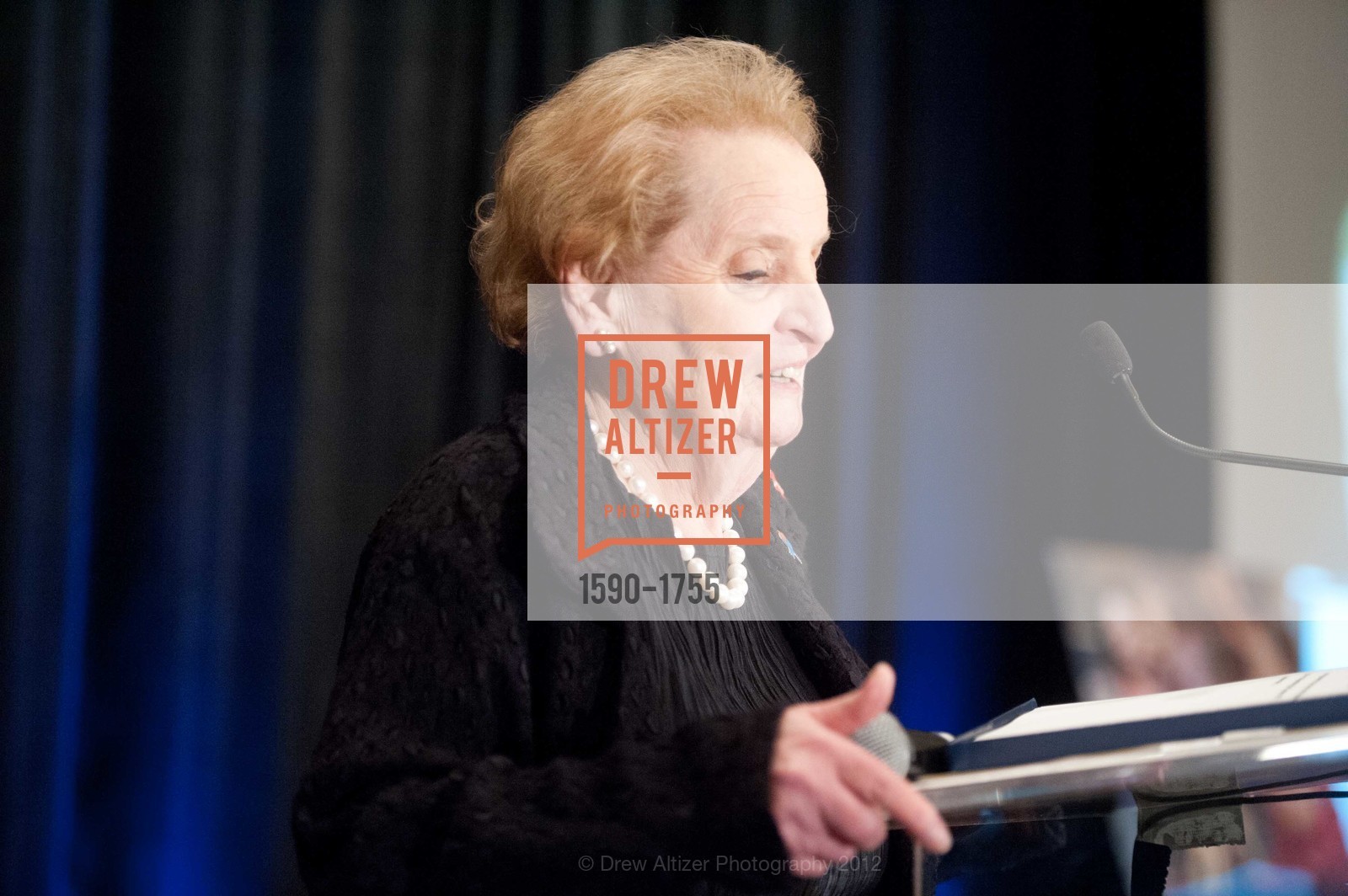 Madeleine Albright, Photo #1590-1755