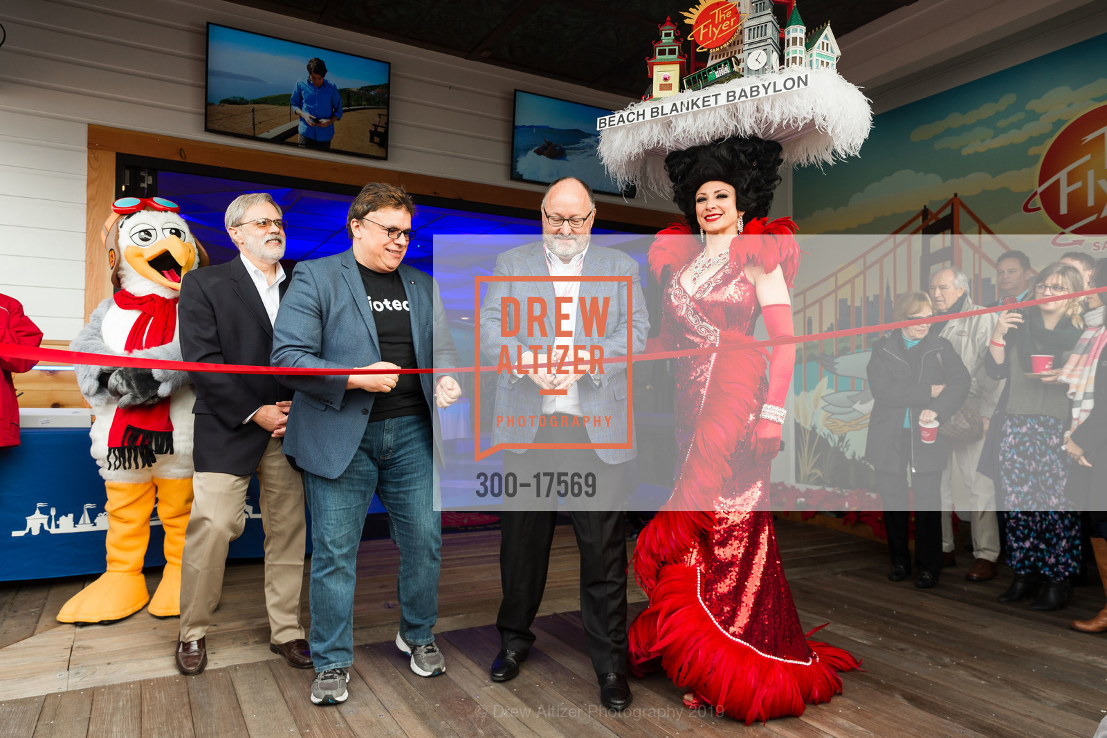 Taylor Safford, Ernest Yale, John Alter, Beach Blanket Babylon, Photo #300-17569