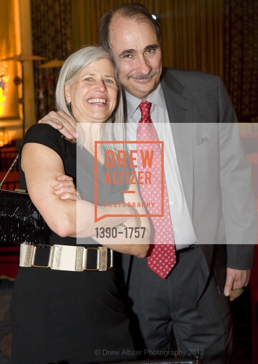 Susan Axelrod, David Axelrod, 2nd Annual SF Benefit for CURE -- Citizens United for Research in Epilepsy, US, April 17th, 2012, Photo #1390-1757 Susan Axelrod, David Axelrod, Photo #1390-1757