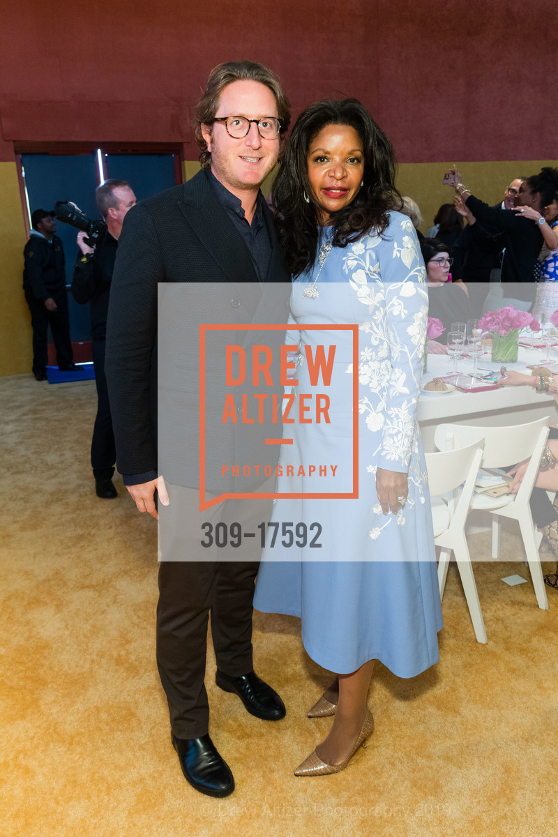 Graham Steele, Pamela Joyner, FOG Design+Art 2019 Innovators Luncheon, Fort Mason Festival Pavilion, January 17th, 2019, Photo #309-17592 Graham Steele, Pamela Joyner, Photo #309-17592