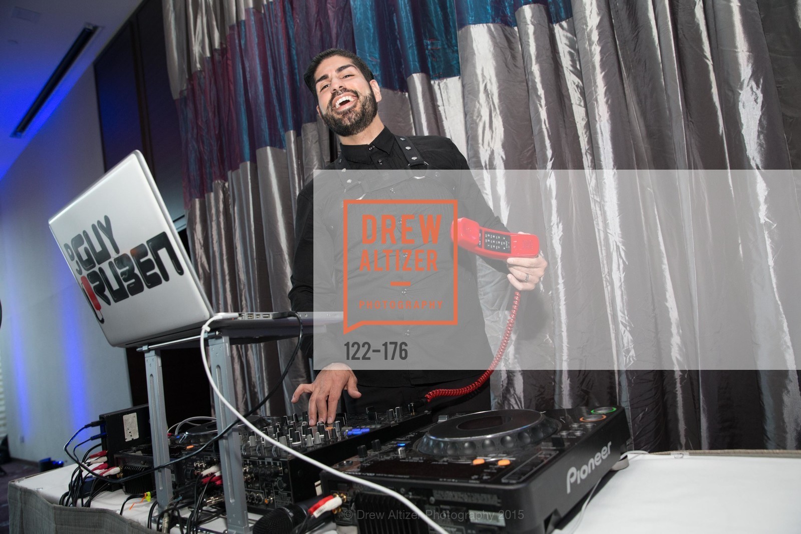 DJ Guy Ruben, Gucci & Vogue Dinner, St. Regis. St. Regis, June 19th, 2015, Photo #122-176 DJ Guy Ruben, Photo #122-176