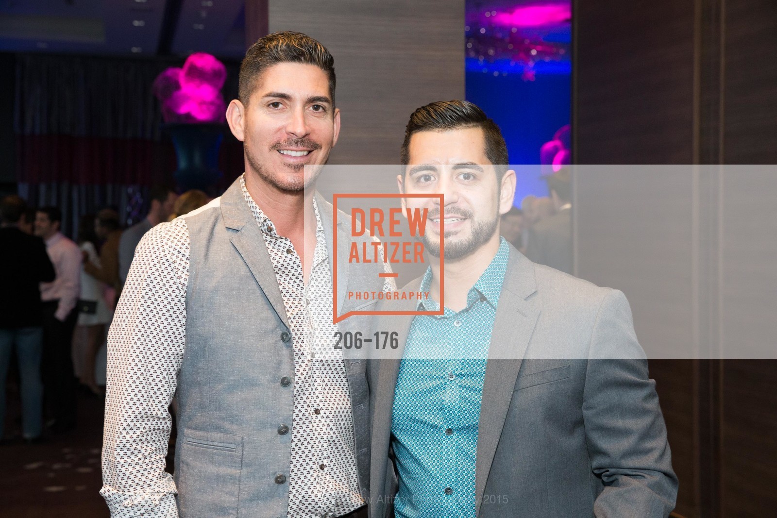 Ernesto Peralta, Mario Banuelos, Photo #206-176
