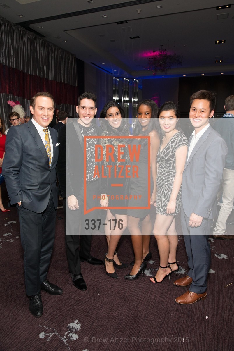 Joel Goodrich, Nicholas Gonzalez, Vishalli Loomba, Tyler Christovale, Yisha Fan, Andrew Ngueyn, Gucci & Vogue Dinner, St. Regis. St. Regis, June 19th, 2015, Photo #337-176 Joel Goodrich, Nicholas Gonzalez, Vishalli Loomba, Tyler Christovale, Yisha Fan, Andrew Ngueyn, Photo #337-176