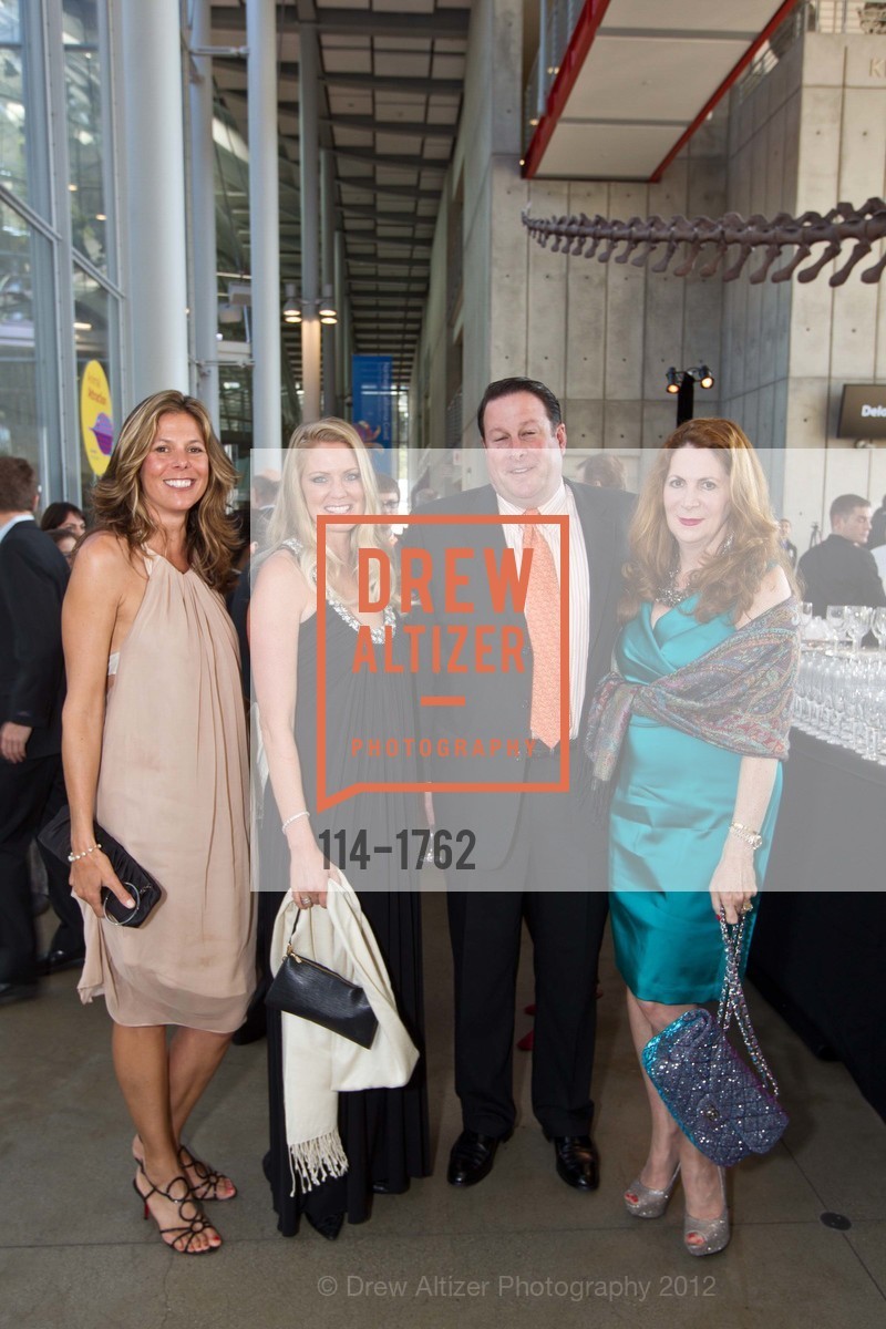 Jennifer Shaver, Katherine Van Dusen, Charles Loucks, Patricia Ferrin Loucks, Photo #114-1762