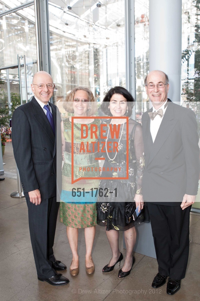 Jerome Vascellaro, Carolyn Klebanoff, Mary Vascellaro, Fred Cohen, CALIFORNIA ACADEMY OF SCIENCE Presents Big Bang Gala 2012, US, April 19th, 2012, Photo #651-1762-1 Jerome Vascellaro, Carolyn Klebanoff, Mary Vascellaro, Fred Cohen, Photo #651-1762-1