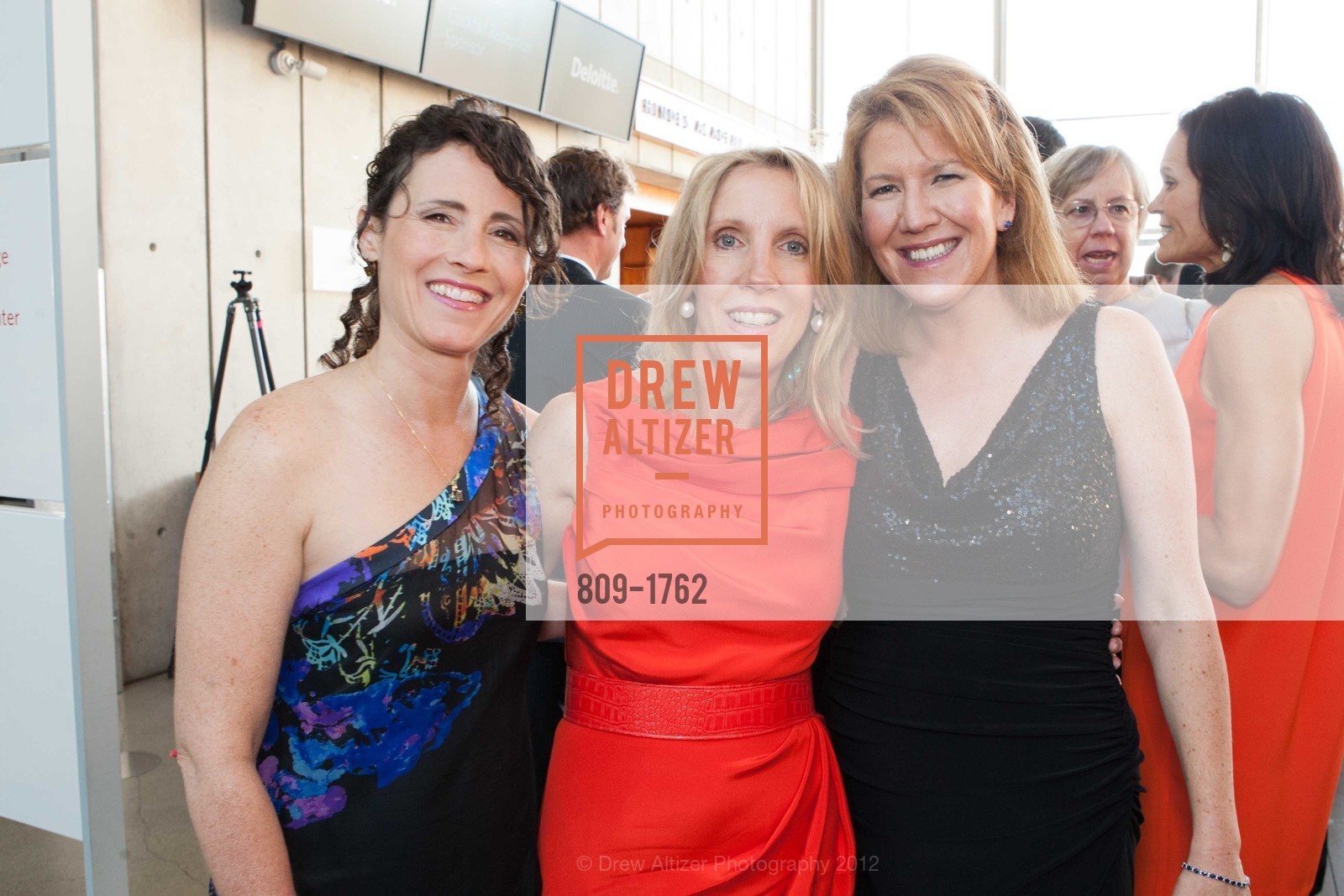 Vanessa Noland, Amy Rao, Photo #809-1762