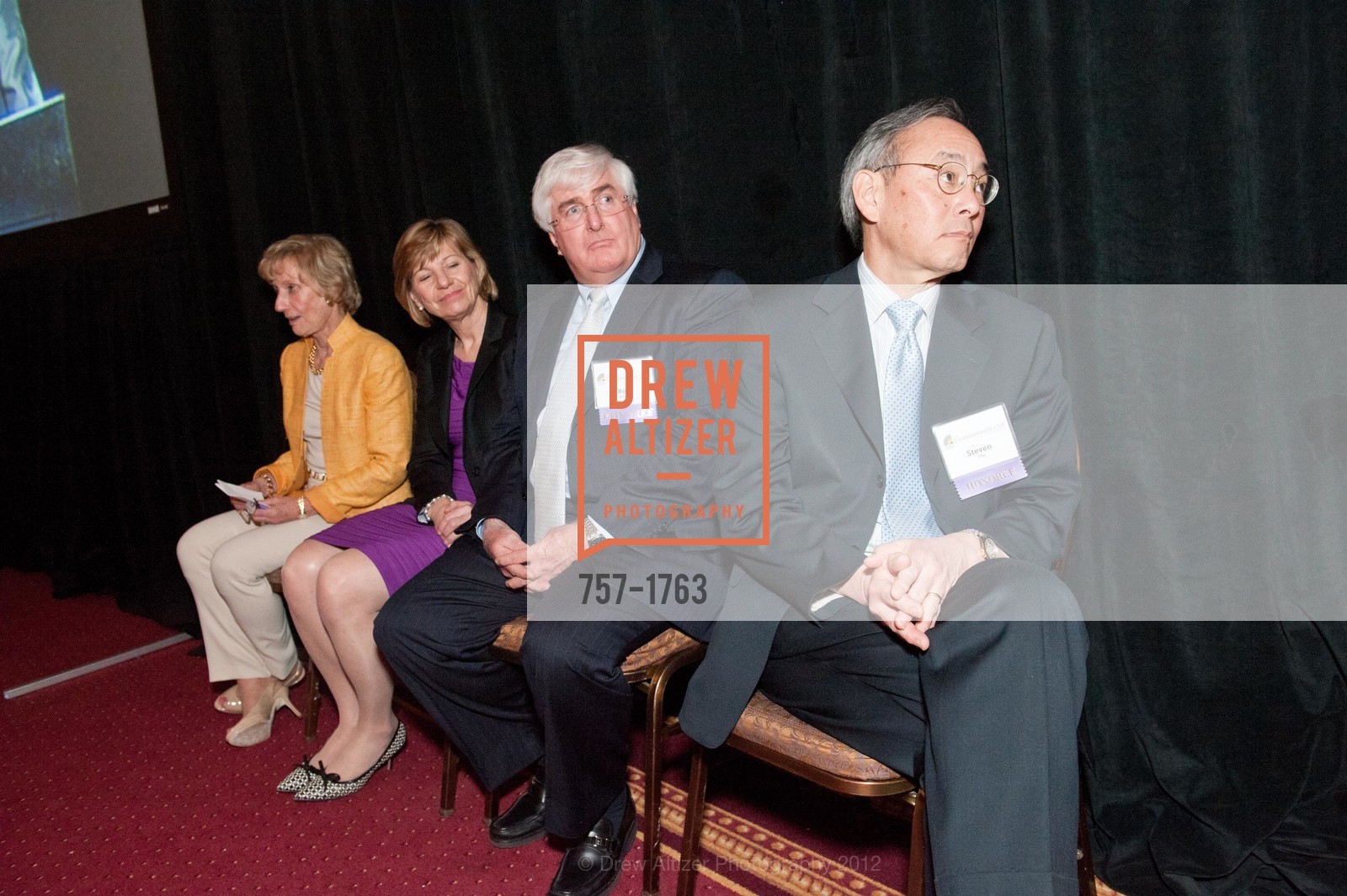 Nancy Bechtle, Susan Desmond-Hellmann, Ron Conway, Steven Chu, THE COMMONWEATH CLUB OF CALIFORNIA's 109th Anniversary and 24th Annual Distinguished Citizen, Various, November 6th, 2021, Photo #757-1763 Nancy Bechtle, Susan Desmond-Hellmann, Ron Conway, Steven Chu, Photo #757-1763