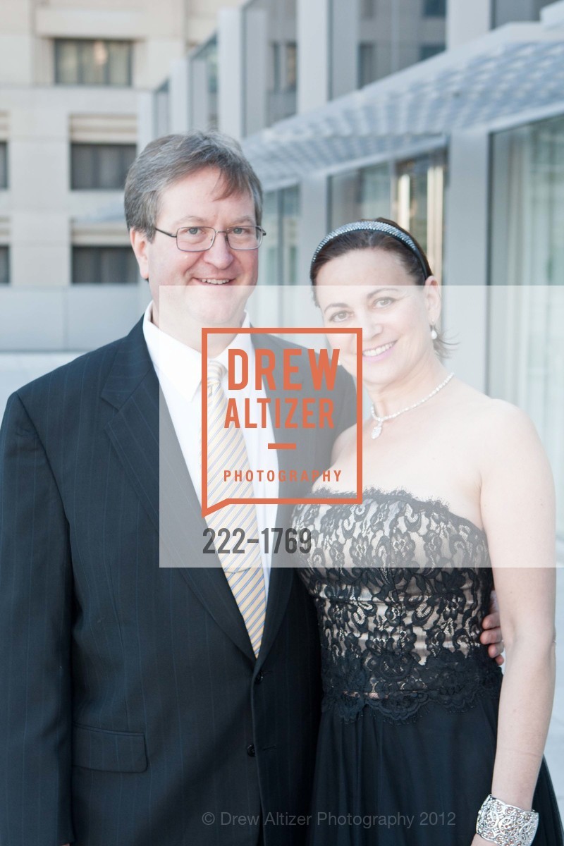 John Ulakovic, Jane Burkhard, A Royal Affair - The Merola Opera Program Benefit Gala, US, April 21st, 2012, Photo #222-1769 John Ulakovic, Jane Burkhard, Photo #222-1769