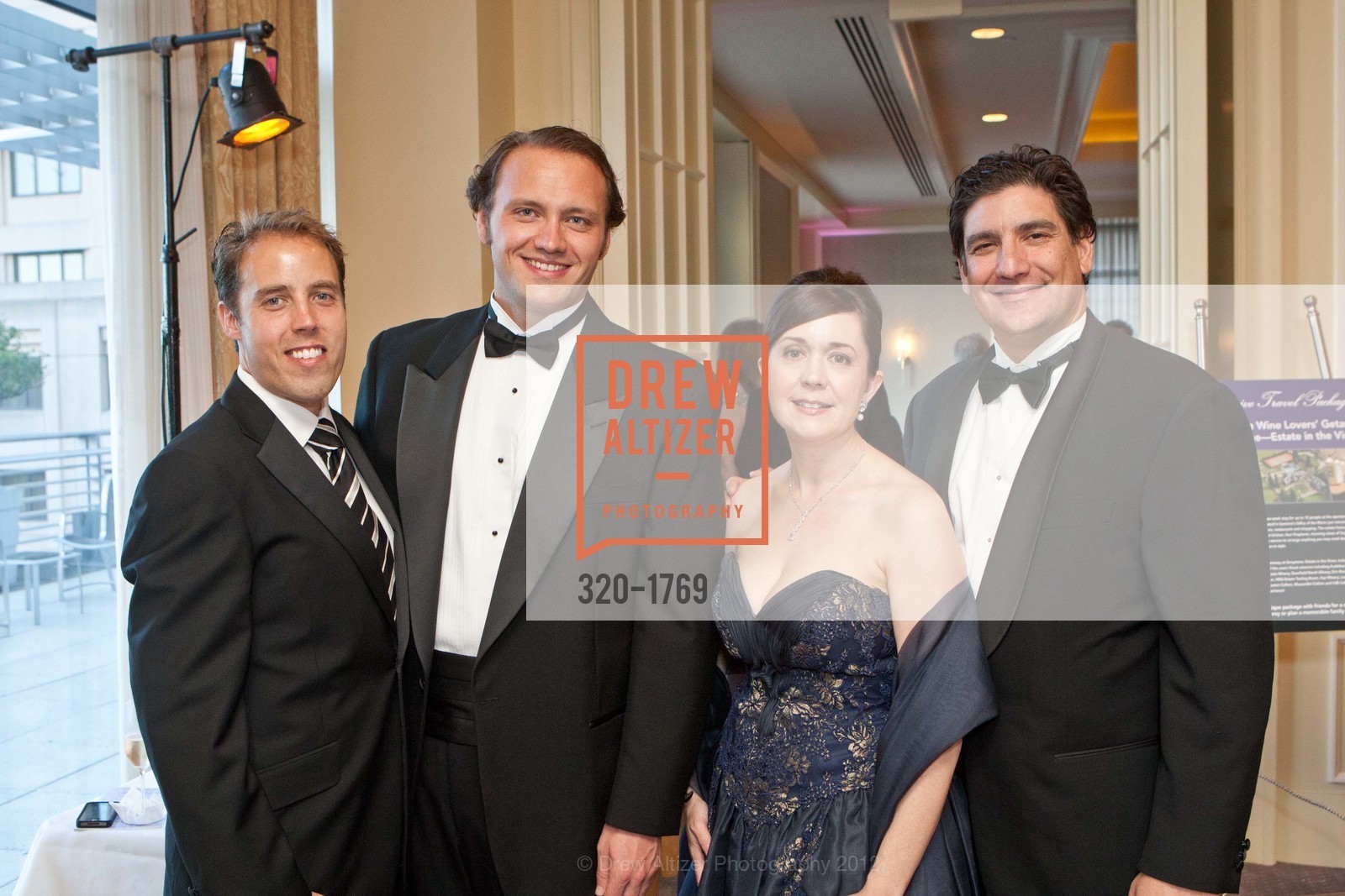 James Cross, Charles Antonen, Amii Barnard-Bahn, Michael Barnard-Bahn, A Royal Affair - The Merola Opera Program Benefit Gala, US, April 21st, 2012, Photo #320-1769 James Cross, Charles Antonen, Amii Barnard-Bahn, Michael Barnard-Bahn, Photo #320-1769