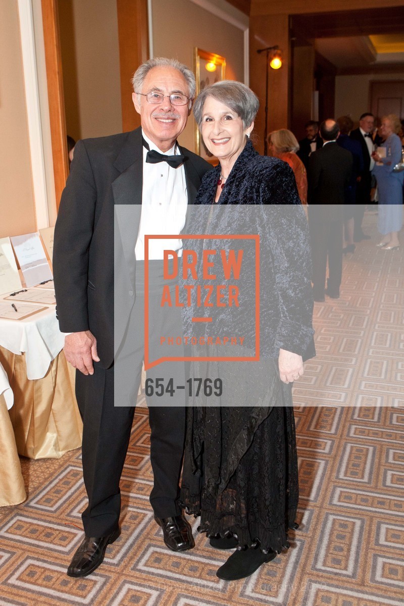 Paul Alpert, Geri Alpert, A Royal Affair - The Merola Opera Program Benefit Gala, US, April 21st, 2012, Photo #654-1769 Paul Alpert, Geri Alpert, Photo #654-1769