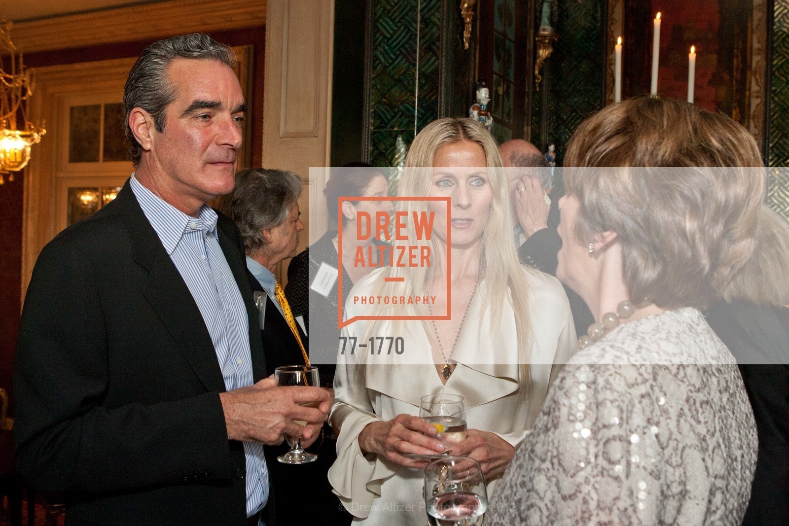 Roxanne Klein, Mike Klein, Nancy Pelosi, Gordon and Ann Getty Host NANCY PELOSI DCCC Dinner, US, April 23rd, 2012, Photo #77-1770 Roxanne Klein, Mike Klein, Nancy Pelosi, Photo #77-1770