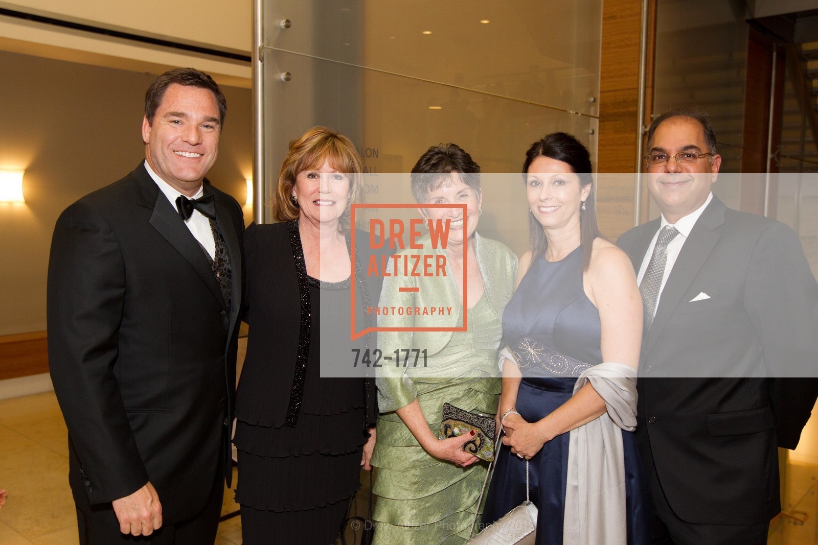 Larry Wollert, Sarah Zaloumis, Amy Teicheira, Kimberly Ott, Dean Myatt, 2012 CONSERVATORY GALA in honor of COLIN MURDOCH, US, April 25th, 2012, Photo #742-1771 Larry Wollert, Sarah Zaloumis, Amy Teicheira, Kimberly Ott, Dean Myatt, Photo #742-1771