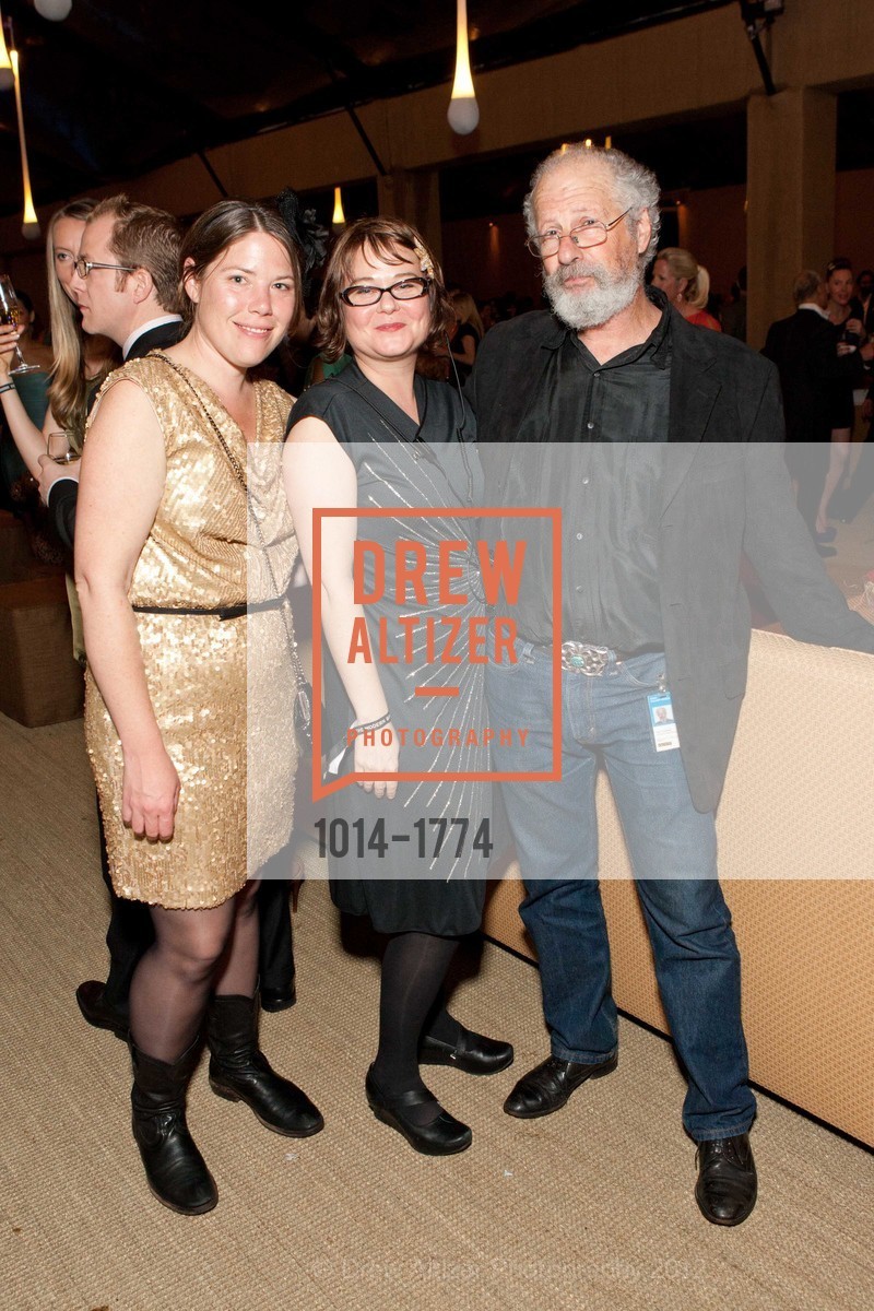 Heather Villyard, Robin Wise, Kent Roberts, SFMOMA's POST MODERN PARTY following the Modern Ball, US, April 25th, 2012, Photo #1014-1774 Heather Villyard, Robin Wise, Kent Roberts, Photo #1014-1774