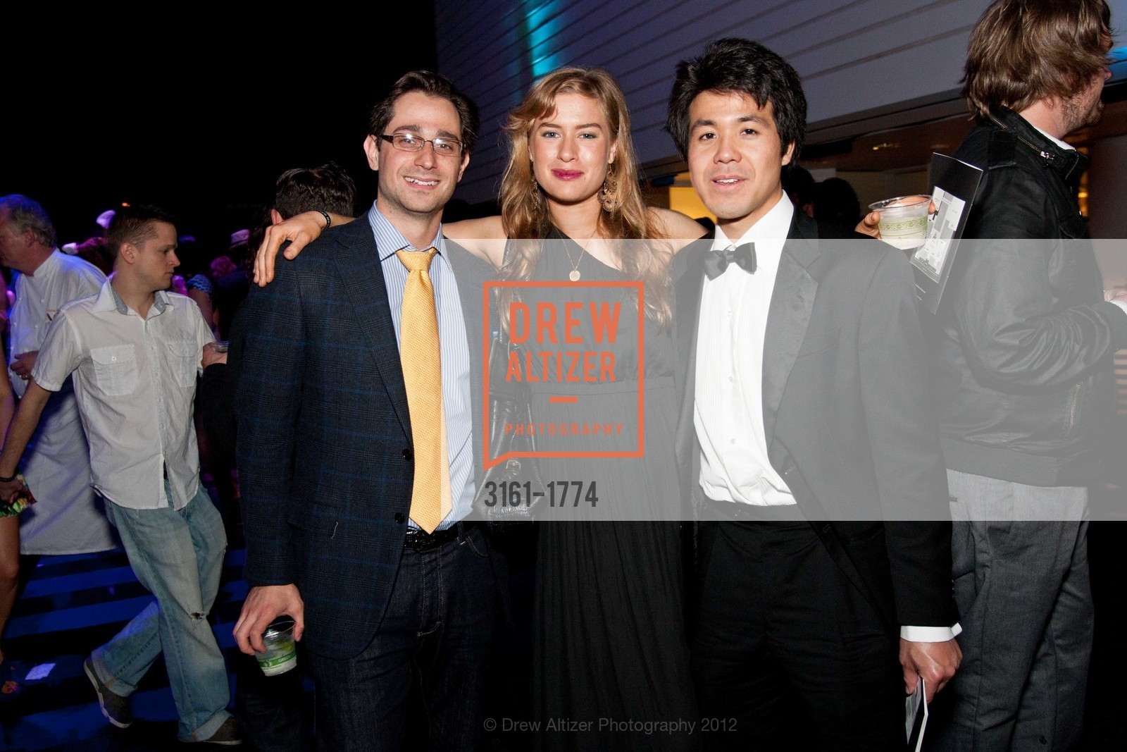 Josh Horowitz, Tory Voight, Nick Tan, Photo #3161-1774