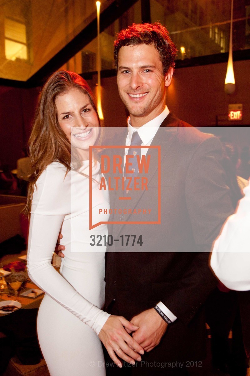 Lindsay Gerber, Seth Holdsworth, SFMOMA's POST MODERN PARTY following the Modern Ball, US, April 25th, 2012, Photo #3210-1774 Lindsay Gerber, Seth Holdsworth, Photo #3210-1774