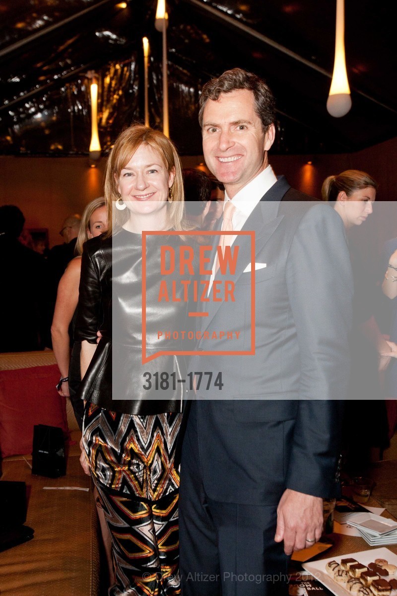 Katie Schwab, Matt Page, SFMOMA's POST MODERN PARTY following the Modern Ball, US, April 25th, 2012, Photo #3181-1774 Katie Schwab, Matt Page, Photo #3181-1774