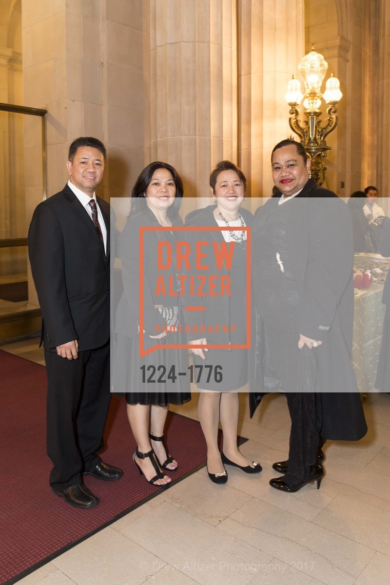 Rommel Guce, Chris Guce, Maria Borja, Singa Siliga, Shen Yun Gala Night at the War Memorial Opera House, War Memorial Opera House. 301 Van Ness Ave, January 6th, 2017, Photo #1224-1776 Rommel Guce, Chris Guce, Maria Borja, Singa Siliga, Photo #1224-1776