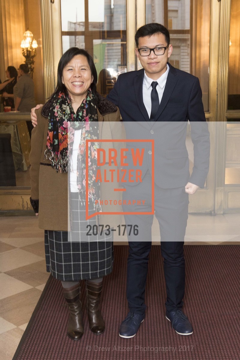 Lisi Huang, Eugene Liang, Shen Yun Gala Night at the War Memorial Opera House, War Memorial Opera House. 301 Van Ness Ave, January 6th, 2017, Photo #2073-1776 Lisi Huang, Eugene Liang, Photo #2073-1776