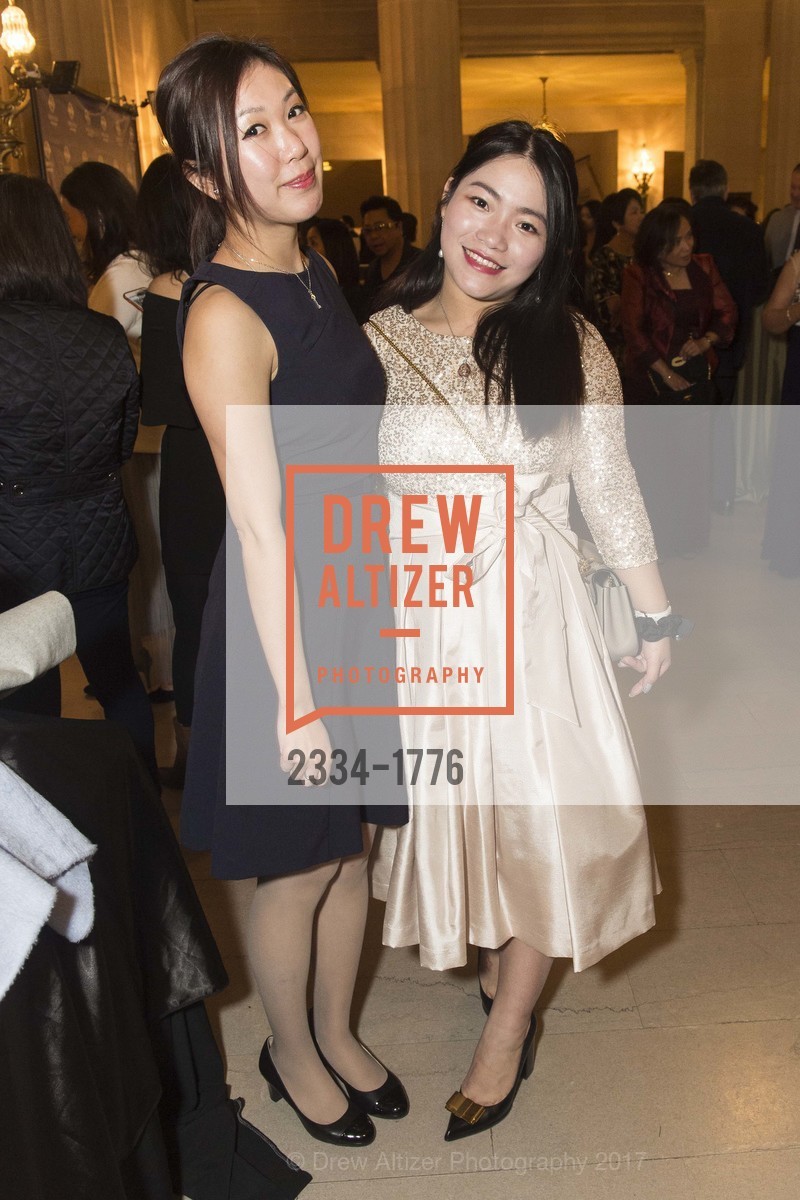 Lingling Xie, Gigi Heng, Shen Yun Gala Night at the War Memorial Opera House, War Memorial Opera House. 301 Van Ness Ave, January 6th, 2017, Photo #2334-1776 Lingling Xie, Gigi Heng, Photo #2334-1776