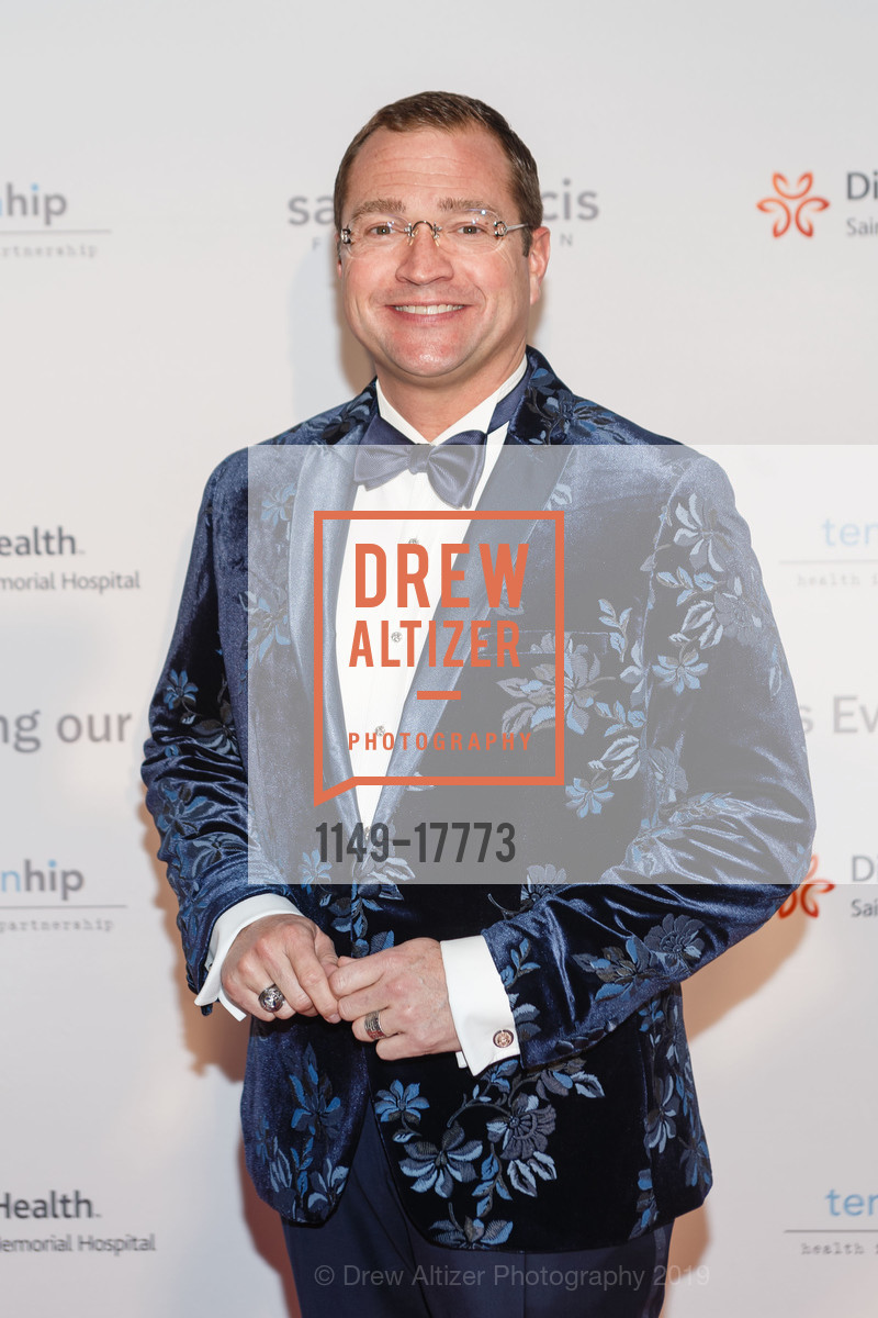 Sean Fellows, Saint Francis Foundation Hosts An Intimate Evening with Oscar, Farimont SF Penthouse. 950 Mason Street, February 24th, 2019, Photo #1149-17773 Sean Fellows, Photo #1149-17773
