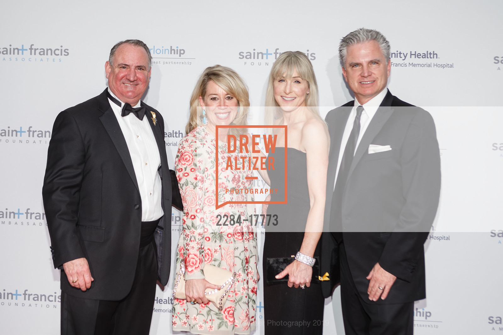 Ed Conlon, Elizabeth Johnson, Cara Fitzgerald, Maurice Fitzgerald, Saint Francis Foundation Hosts An Intimate Evening with Oscar, Farimont SF Penthouse. 950 Mason Street, February 24th, 2019, Photo #2284-17773 Ed Conlon, Elizabeth Johnson, Cara Fitzgerald, Maurice Fitzgerald, Photo #2284-17773