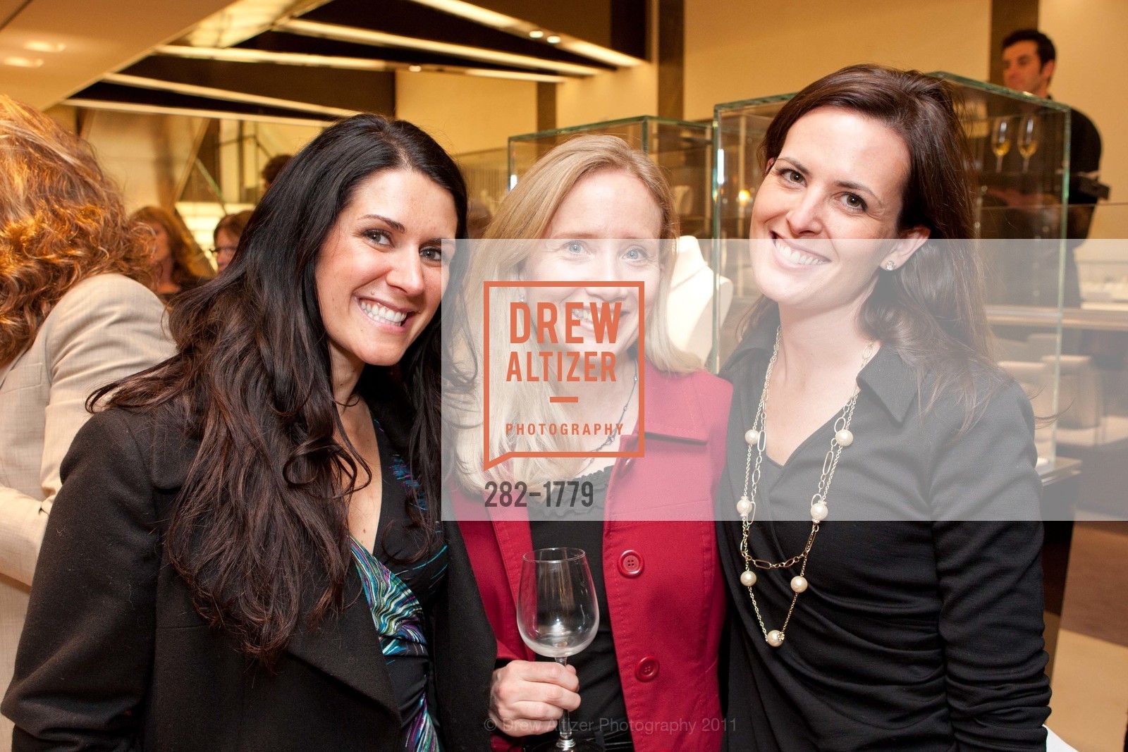 Tammy Getti, Aimee Corso, Nicole Osmer, BVLGARI hosts Cocktail Party for Women CEO Participants of the JP MORGAN HEALTHCARE CONFERENCE, US, January 10th, 2011, Photo #282-1779 Tammy Getti, Aimee Corso, Nicole Osmer, Photo #282-1779