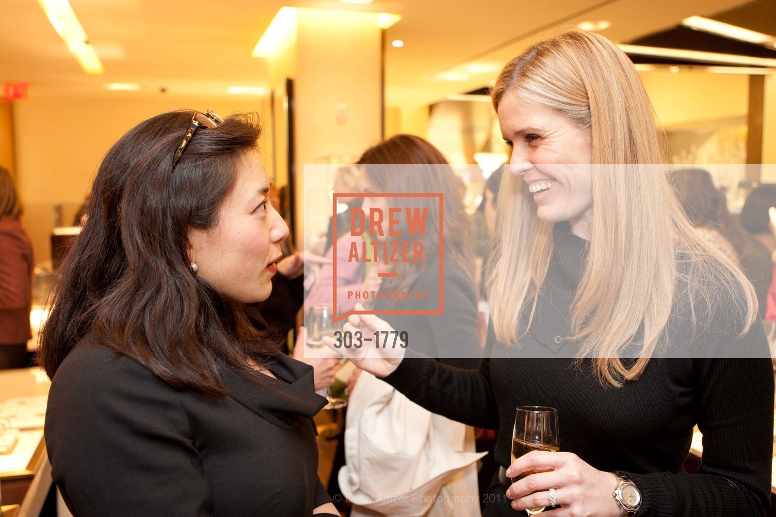 Hannah Park, Jessica Owens, BVLGARI hosts Cocktail Party for Women CEO Participants of the JP MORGAN HEALTHCARE CONFERENCE, US, January 10th, 2011, Photo #303-1779 Hannah Park, Jessica Owens, Photo #303-1779