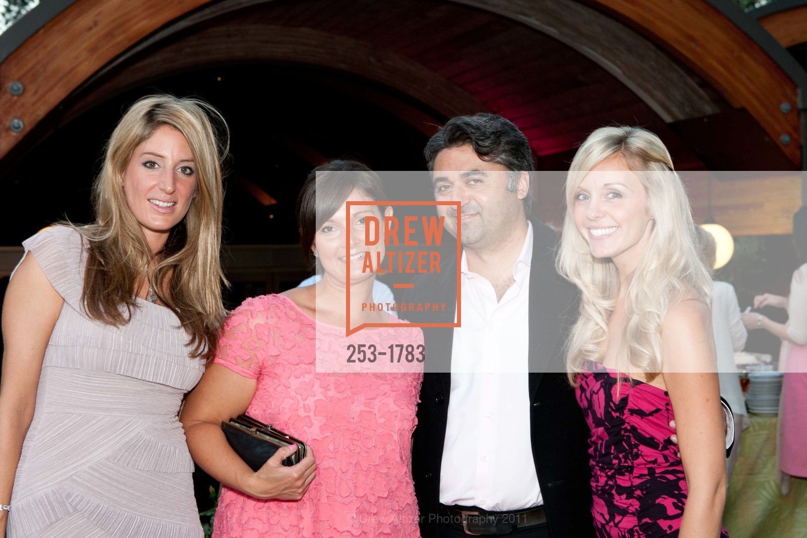 Paris O'Connell, Jennifer Thomson, Hooman Khalili, Avril Nichols, Domaine Chandon NATIONAL BREAST CANCER FOUNDATION Fundraiser "The Eve of Hope", US, October 13th, 2011, Photo #253-1783 Paris O'Connell, Jennifer Thomson, Hooman Khalili, Avril Nichols, Photo #253-1783