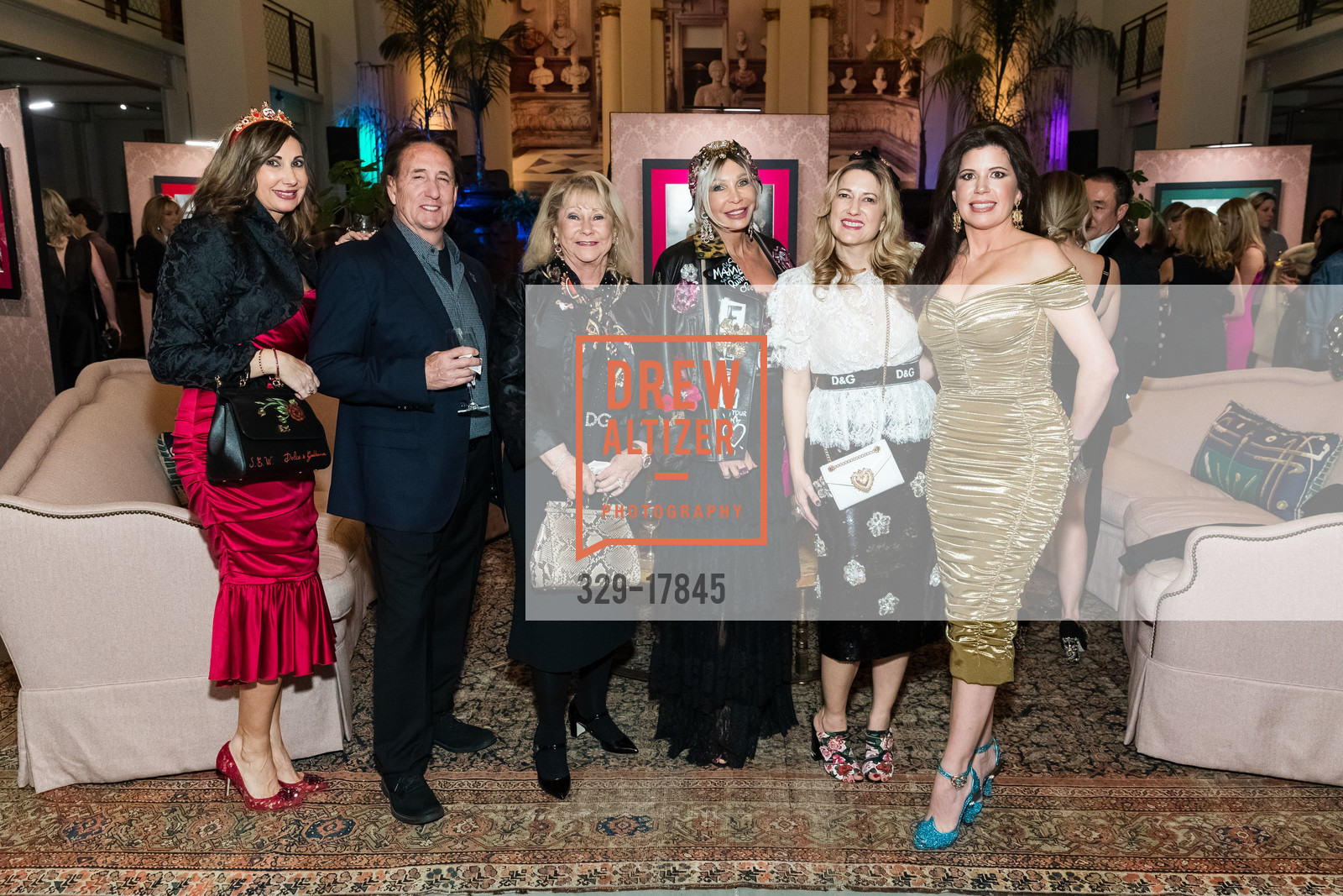 Sheri Evilsizor-White, John Evilsizor, Mary Evilsizor, Shawn Goodman, Keri Evilsizor, Kerry McMurtrie, Saint Joseph's Arts Society celebrates Dolce & Gabbana's Book QUEENS, Saint Joseph's Arts Society, March 6th, 2019, Photo #329-17845 Sheri Evilsizor-White, John Evilsizor, Mary Evilsizor, Shawn Goodman, Keri Evilsizor, Kerry McMurtrie, Photo #329-17845