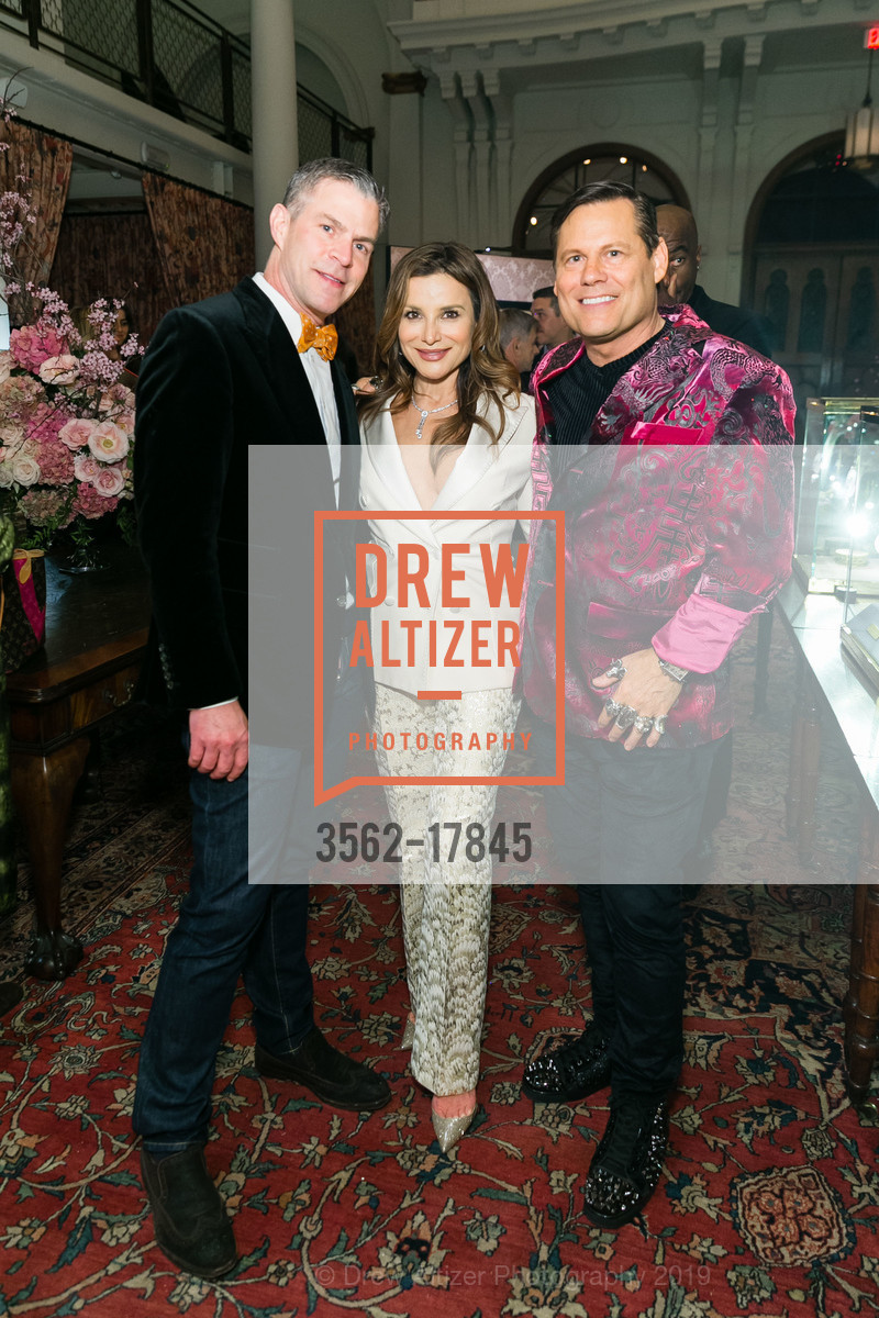 James Rogers, Claudia Ross, Mark Calvano, Saint Joseph's Arts Society celebrates Dolce & Gabbana's Book QUEENS, Saint Joseph's Arts Society, March 6th, 2019, Photo #3562-17845 James Rogers, Claudia Ross, Mark Calvano, Photo #3562-17845