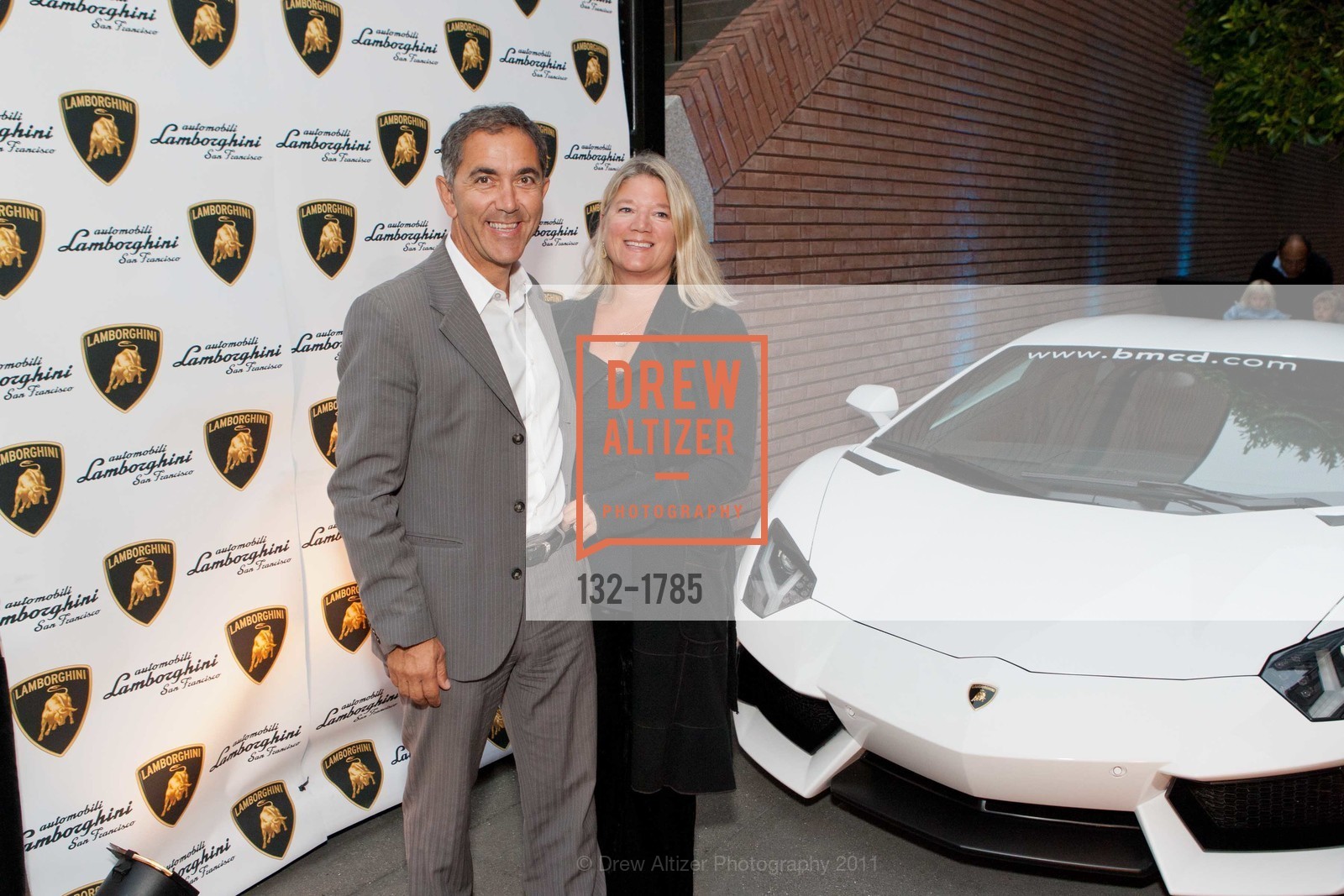 Franco Minniti, Jennifer Minniti, Lamborghini San Francisco Aventador Launch, US, October 18th, 2011, Photo #132-1785 Franco Minniti, Jennifer Minniti, Photo #132-1785