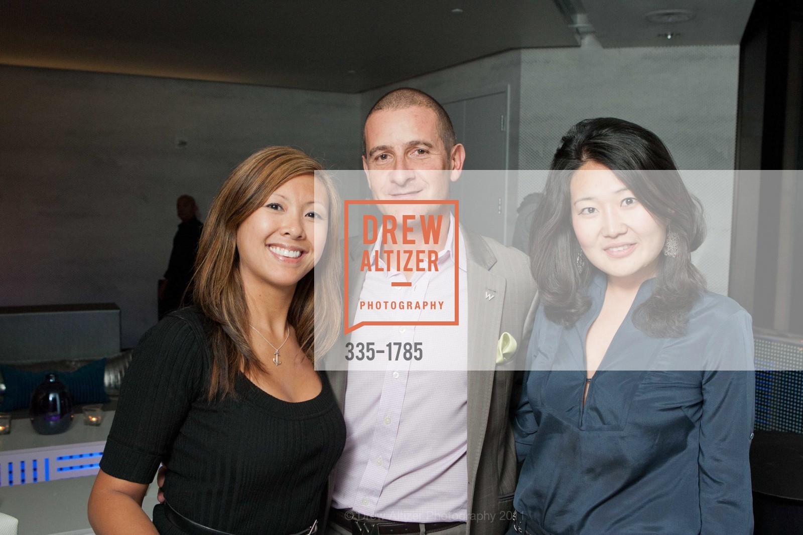 Rosanne Oberst, Michael Pace, Jenny Na, Lamborghini San Francisco Aventador Launch, US, October 18th, 2011, Photo #335-1785 Rosanne Oberst, Michael Pace, Jenny Na, Photo #335-1785