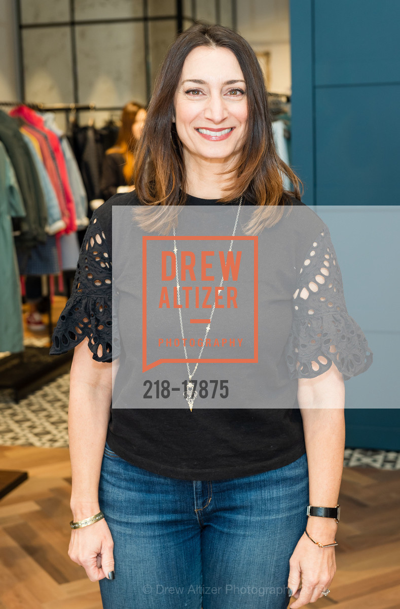 Linda McGeever, Weekend MaxMara Launch Party 2019, Stanford Shopping Center, March 14th, 2019, Photo #218-17875 Linda McGeever, Photo #218-17875