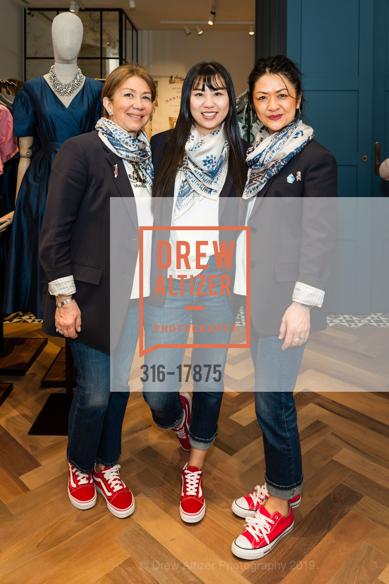 Louisa Xu, Karolyn Zeng, Photo #316-17875